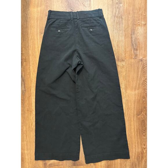 NWOT Everlane The Phoebe Trouser In Black
Size 6 - Picture 7 of 8